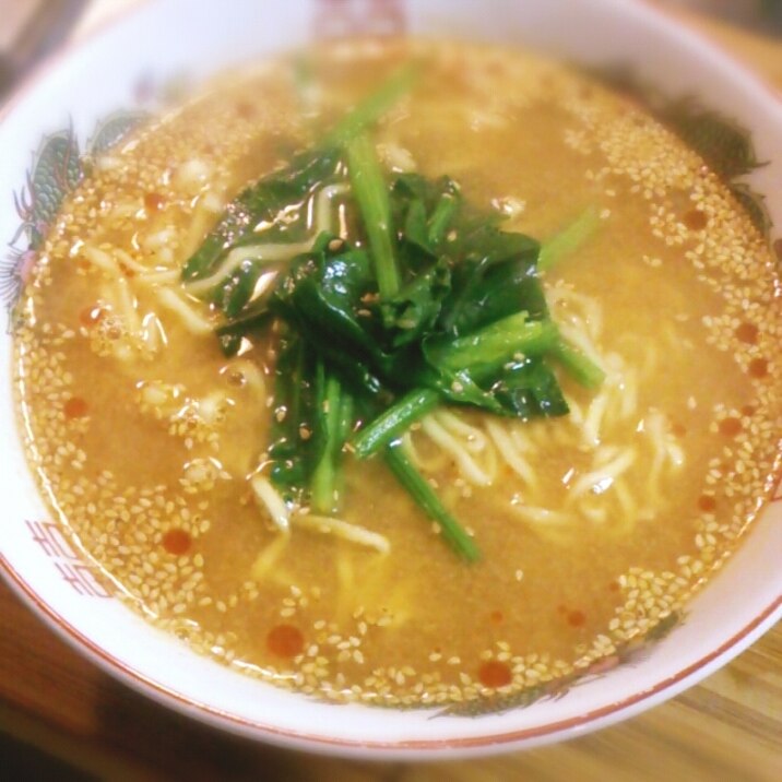 味噌ラーメンで自分好みの担々麺♪